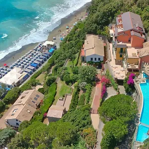 https://leopold.hotelitalianriviera.com