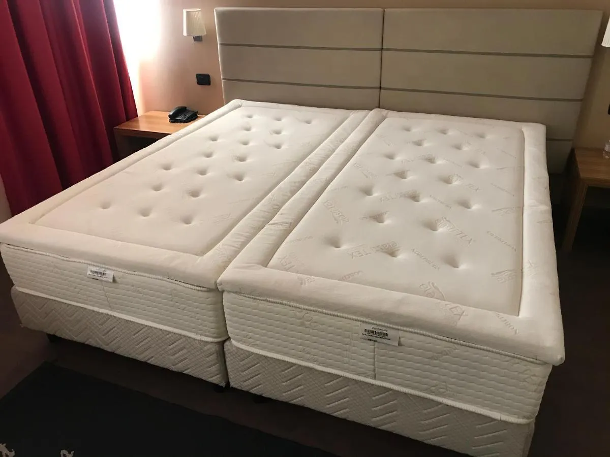 Bis Hotel Varese
